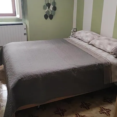 Mazzmarill Apartment